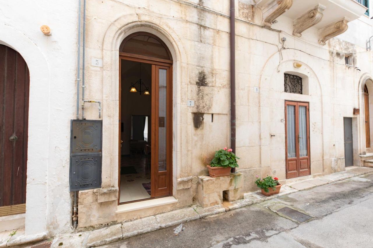 Casa Vacanza La Stradella Остуни Екстериор снимка